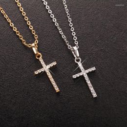 Pendant Necklaces Luxury Cross Chain Necklace Women Men Gold /Silver Color Jewelry Zircon Crucifix Christian Ornament Gifts