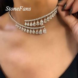 Pendanthalsband Stonefans mode Oregelbundet uttalande halsbandsmycken för kvinnor Crystal Water Drop Choker Collar Chain 230613