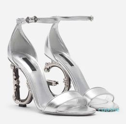 2023 Dress Luxury Baroquel Keira Lady Women Heel Goldplated Sandals Lady Shoes Polished Party Gladiator Sandalias E