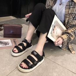 Sandals Couple 2023 Spring/Summer Fairy Style Flat Shoes Student Versatile Beach Women Roman Platform Women's