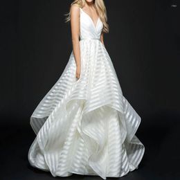 Casual Dresses CINESSD 2023 Backless Lace Mid-Waist Small Tail Beautiful Light Luxury White Fresh Simple Wedding Dress