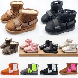 Klasik Mini Botlar Ultra Kids Uggi Ayakkabı Avustralya Hibrit Kızlar Kış Çocuklar Toddler Uggly Snow Boot Baby Kid Shoe Gençlik Spor Keyarları Wggs Kestane Siyah Gri Pembe