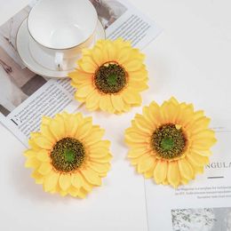Dried Flowers 5PCS Artificial Yellow Sunflower New Year's Eve Christmas Decoration for Home Accessories Wedding Wall Decor Garland
