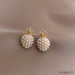 New Women's Exquisite Earrings Fashion Elegant Small Honey Stud Ladies Jewellery R230613