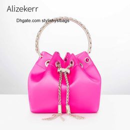 Totes Rhinestone Tassel Bucket Handbags Women New Luxury Metal Ring Handle Satin Crossbody Bag Ladies Color Sequin Purse Wedding Party