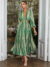 Casual Dresses Sexy V Neck Printed Hollow Out Maxi Dress Summer Women Green Long Sleeve Cutout Elegant Celebrity Party