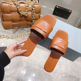 Flat Slippers Designer Sliders Summer Beach Sandal Fashion Leather Triangle Women Slides Shoes Brown Black White With Box