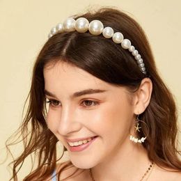 Hair Clips Europe And The United States Atmospheric Pearl Bride Hoop Harbour Style Retro Headdress Simple Wedding Dress Senior Sense Ho