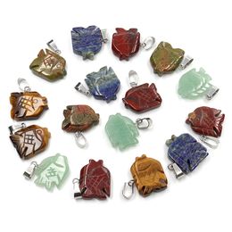 Natural Stone Fish Pendant Carved Crystal Healing Reiki Decoration Craft Mini Gemstone Charms For Jewelry Making Wholesale 20x16mm