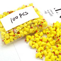 Lockets 100pcspack Wholesale Small Yellow Duck Resin Charms DIY Cute Animal Earring Bracelet Keychain Pendants Jewellery Making Accessory 230612
