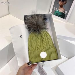 Autumn and Winter 21 Women's Wool Knitted Warm Knitted Hat Cashmere Soft Waxy Texture Super Fox Ball Customized High Quality 199B