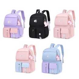 Ryggsäckar söt skola ryggsäck primär bokväska med hänge rese dagpack för barn barn student resan nylon väska 230612