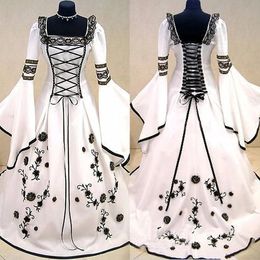 Abiti da sposa medievali Abito da sposa corsetto vittoriano gotico a maniche lunghe in bianco e nero rinascimentale Tudor celtico strega