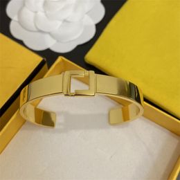 Designer Bracelets For Women Luxury Jewellery Silver Bangle Gold Bracelet With Box Love Bracelet Girls Couple Holiday Birthday Party Gifts