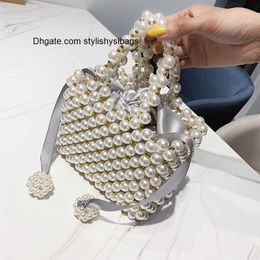 Totes Hand Woven Pearl Handbags Women 2019 Luxury Small Beaded Flap Box Pearl Clutch Purses And Handbag Ladies Mini Cross Body Bag