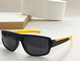 Yellow Black Rubber Sports Sunglasses Dark Grey Lens Men Women Summer Sunnies gafas de sol Sonnenbrille Shades UV400 Eyewear with Box