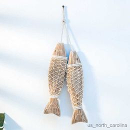 Garden Decorations Pair Hand Carved Wooden Fish Hanging Marine Coastal Wall Home Office Room Unique Decoration R230613