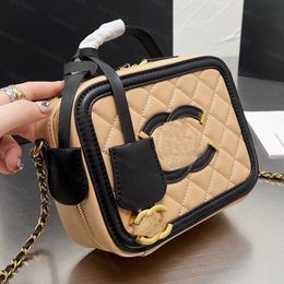 High quality Designer Bag Women Shoulder Bag Small Makeup bag An essential crossbody bag for going out