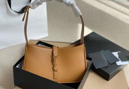 Bags Shoulder Bag Adjustable Strap Womens Handbag Luxurys Designers Bags Handbags Purses Wallets