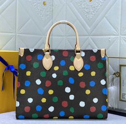 Designe Handbag Tote Bag Old Flower Letters Polka Dot Pattern Leather Strap Luxury Gold Hardware Zip Pouch Large Capacity Pocket Women Crossbody Bags