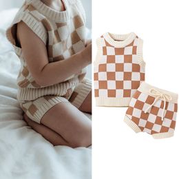 Clothing Sets born Baby Boys Girls Two Pieces Clothes Outfits O-neck Sleeveless Checkerboard Printed Knitted Swater Vest Tie-Up Shorts 230613