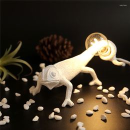 Night Lights Study Light Lizard Modern Resin Animals Lamp For Bedroom Reading Decor Chameleon Holiday Gifts