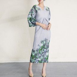 Casual Dresses Vintage Batwing Sleeve Floral Printed For Women 2023 Summer Elegant V-neck Loose Dress Midi Vestidos Para Mujer