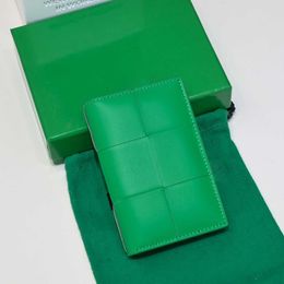 Cartera de diseñador de alta calidad Titular de la tarjeta de marca de lujo Monedero verde de cuero genuino Carteras tejidas Mini bolsillo para llaves Estilo coreano
