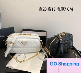 Camera bag new Korean version Ringer lattice simple chain bag single shoulder crossbody handbag mobile bag tofu bag female