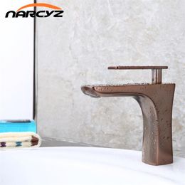 Bathroom Sink Faucets Luxury Faucet Oil Rubber Brown Colour Basin Copper Mixer XT-408