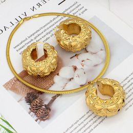 Wedding Jewelry Sets Jewelry Set for Women Round Floral Earrings Pendant Necklace Sets African Dubai 24K Gold Plated Bridal Jewelery For Party 230613