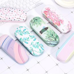 Sunglasses Cases 1PC Fashion Portable Glasses Case Printed Leather Storage Box Travel Men Women Eyewear Protector estuche 230605272Q