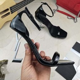 New sexy high-heeled shoes super ladies wedding dress metal belt buckle high-heeled shoes designer ladies sandals party fashion leather dance shoes.