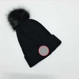 adult thick warm winter Canada hat for womens soft stretch cable woven pompon cap women skullcap little girl ski caps98180642520