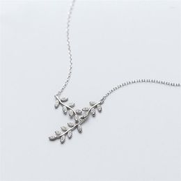 Pendant Necklaces Olive Branch Leaves Clavicle Chain Creative Student Forest Silver Color Temperament Female Necklace SNE103