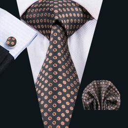 Classic Silk Men Ties Brown Mens Neckties Dot Tie Sets Tie Hankerchief Cufflinks Jacquard Woven Meeting Business Wedding Party N18263c