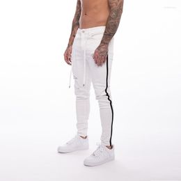 Мужские джинсы мужчины белый весенний осенний спортивные джинсовые брюки сплошной эластичный растяжение с плотной разорванной 2023 модная уличная одежда
