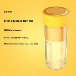 1pc Multifunctional Wireless Portable Juicer, Mini Juicer, Household Rechargeable Fruit Juicer Cup, Small Rechargeable Mini Electric Juicer Cup