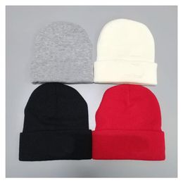 autumn winter man beanie black greyCool fashion hats woman Knitting ha t Unisex warm h at classic cap Brand knitted hat 4colors ba2711