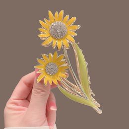 Elegant Rhinestone Sunflower Grip Clip Fashion Hair Grip Shark Clip Hair Card New Girl Ponytail Clip Hair Accessories