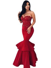 Sexy Sweetheart Off the Shoulder Red Beading Arab Evening Dresses Mermaid Long Abaya Kaftan Dubai Prom Dresses Elegant Long Party Gown