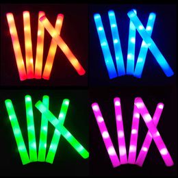 LED SwordsGuns 5102030PCS Foam Glow Sticks for Wedding LED Light Up Foam Sticks Colourful Flashing Sticks For Birthday Party Glow in Dark 230614