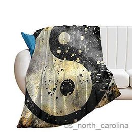 Blanket Throw Blanket Abstract Graphic Design Circle Black and White Dots Pattern Cosmos and Energy Flannel for Couch R230615