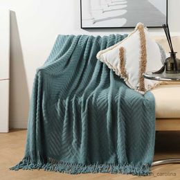 Blanket Home Textile Decorative Thickened Knitted Blanket Corn Grain Waffle Embossed Warm Tassels Throw Bedspread R230615