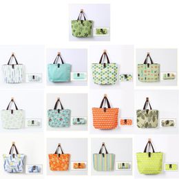 Outdoor Bags Flower Butterfly Food Fresh Leaves Series Green And White Grid Yellow Dots Blue Stripe Cat Leaf Table Knife Light Orang Otupf