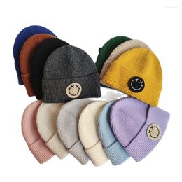 Berets Smile Patch Knitted Hat Winter Thick Warm Wool Beanie Hats Leisure Cap Skullcap Men Adult Skullies Bone Gorras