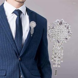 Decorative Flowers Shinning Diamond Men's Corsage Groom Man Suit Lapel Pin Silver Exquisite Rhinestone DIY Banquet Wedding Supplies