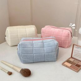 Storage Bags Large Capacity Portable Cosmetic Bag Candy Colour Makeup Pouch Soft Comfortable Toiletries Organiser For Table Decor