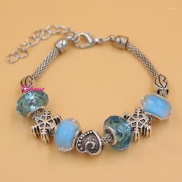 Charm Bracelets Fashion Winter Season Snowflake Bracelet Jewelry European Heart Bead For Christmas Gift