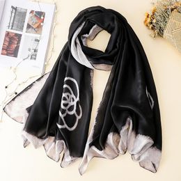 Scarves Silk Scarf Women Sunscreen Female's European And American Fashion Flower Pattern Simple Simulation Elegant Decoration Shawl